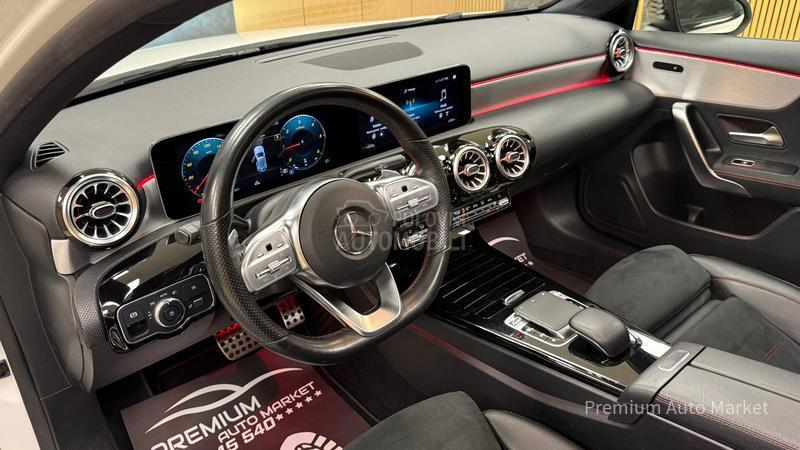 Mercedes Benz A 180 //AMG//PANO/KAM