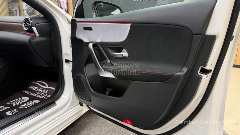 Mercedes Benz A 180 //AMG//PANO/KAM