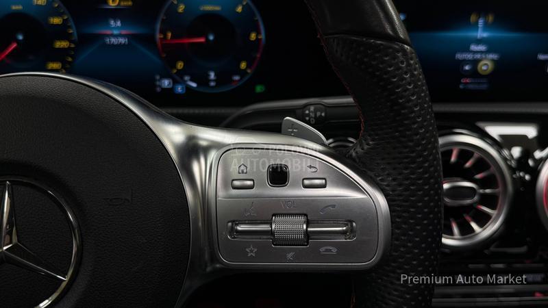 Mercedes Benz A 180 //AMG//PANO/KAM