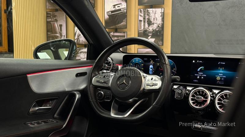 Mercedes Benz A 180 //AMG//PANO/KAM