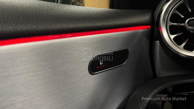 Mercedes Benz A 180 //AMG//PANO/KAM