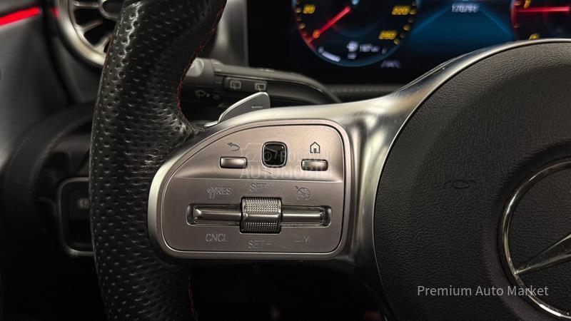 Mercedes Benz A 180 //AMG//PANO/KAM