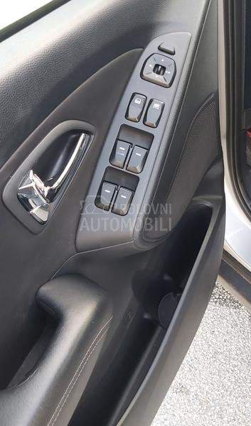 Hyundai ix35 2,0 disel