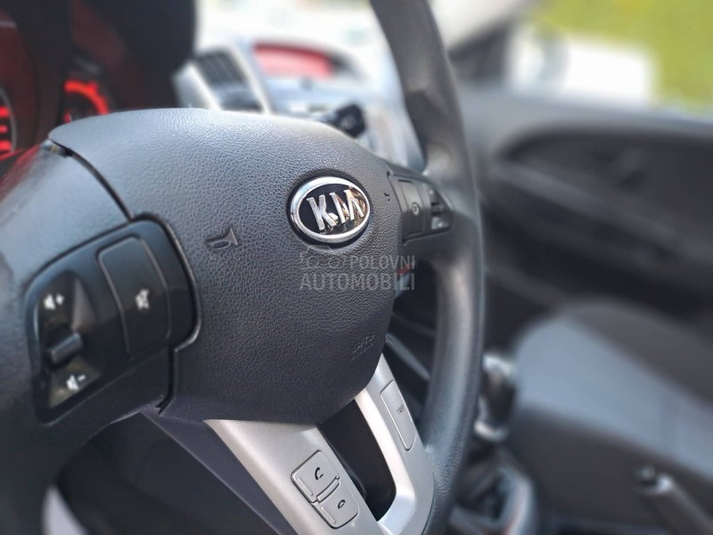 Kia cee`d sw 1.6 CRDI