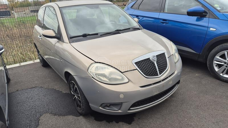 Lancia Ypsilon 1.4TNG