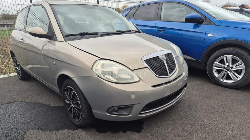 Lancia Ypsilon 1.4TNG
