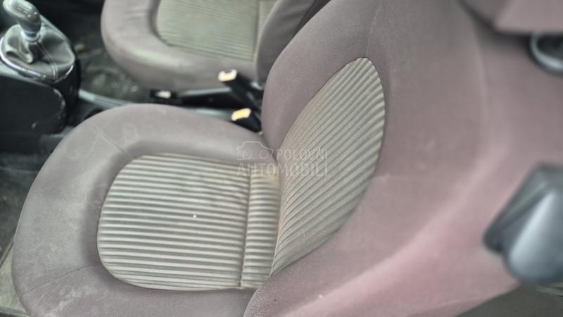 Lancia Ypsilon 1.4TNG