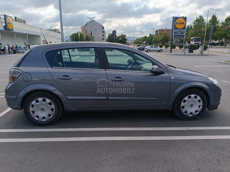 Opel Astra H 1.7 CDTI