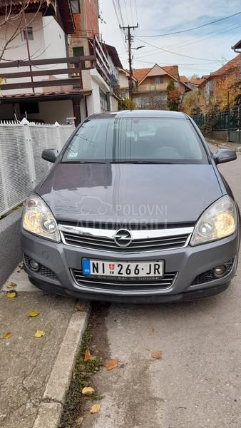 Opel Astra H 1.7 CDTI