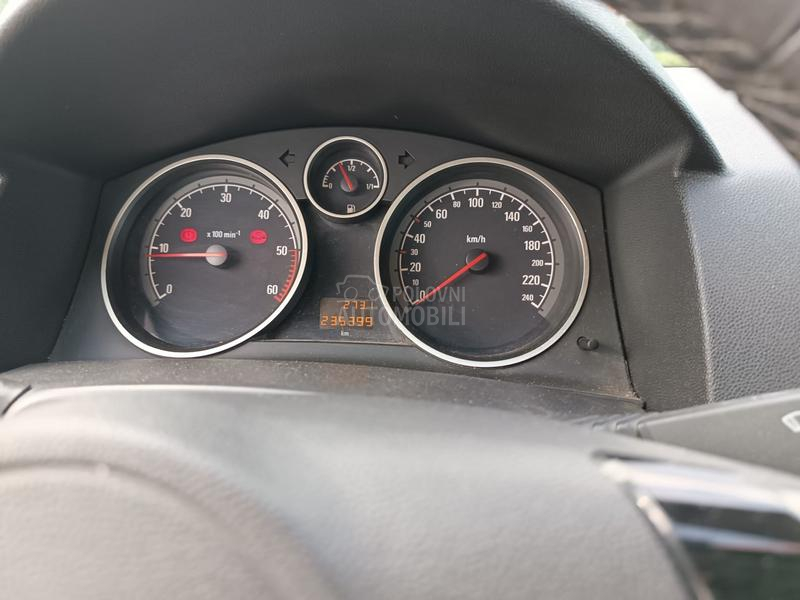 Opel Astra H 1.7 CDTI