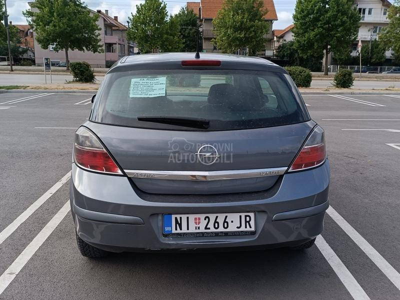 Opel Astra H 1.7 CDTI