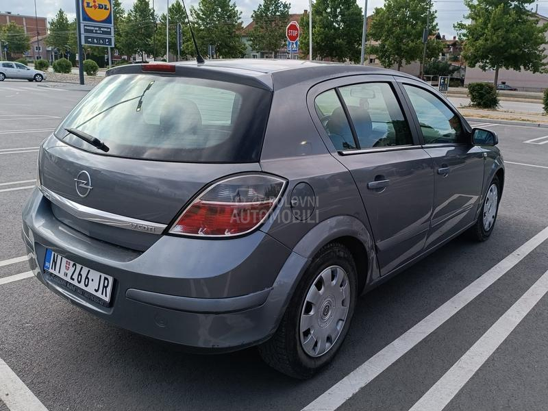 Opel Astra H 1.7 CDTI