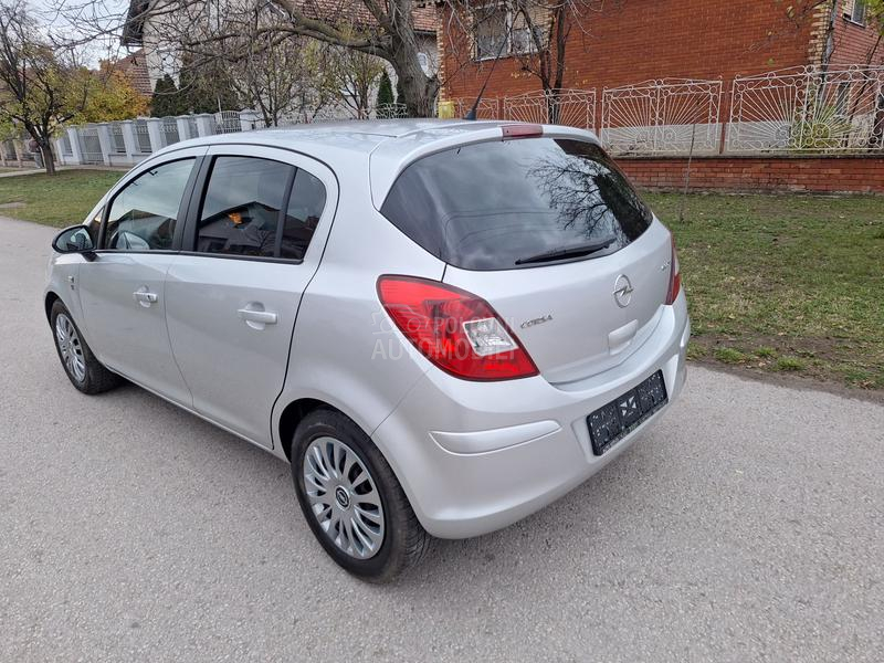 Opel Corsa D 1.2