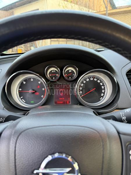 Opel Insignia 2.0 CDTI