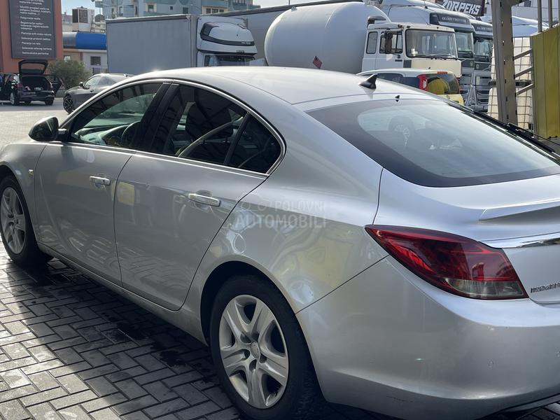 Opel Insignia 2.0 CDTI