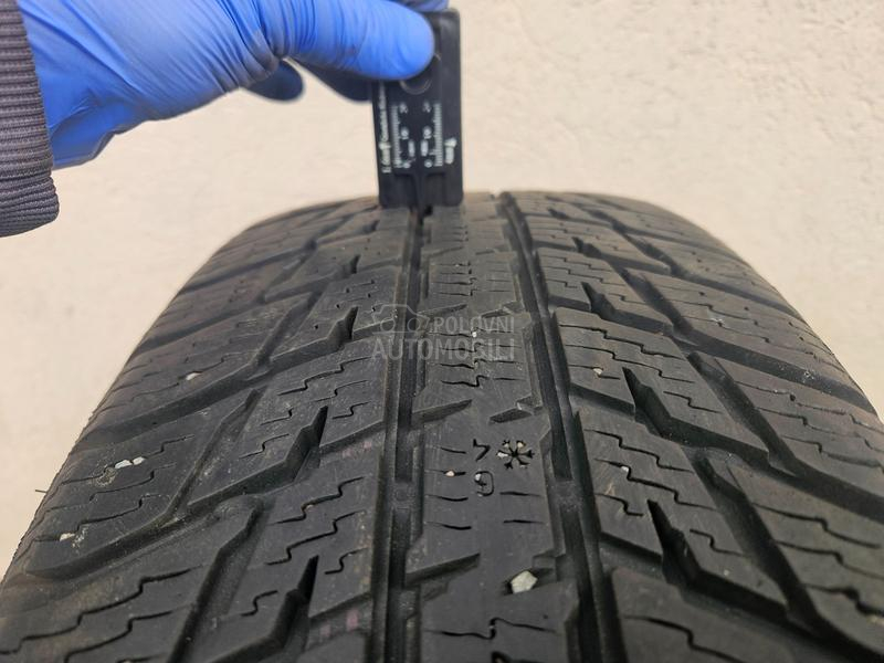 Nokian 225/65 R17 Zimska