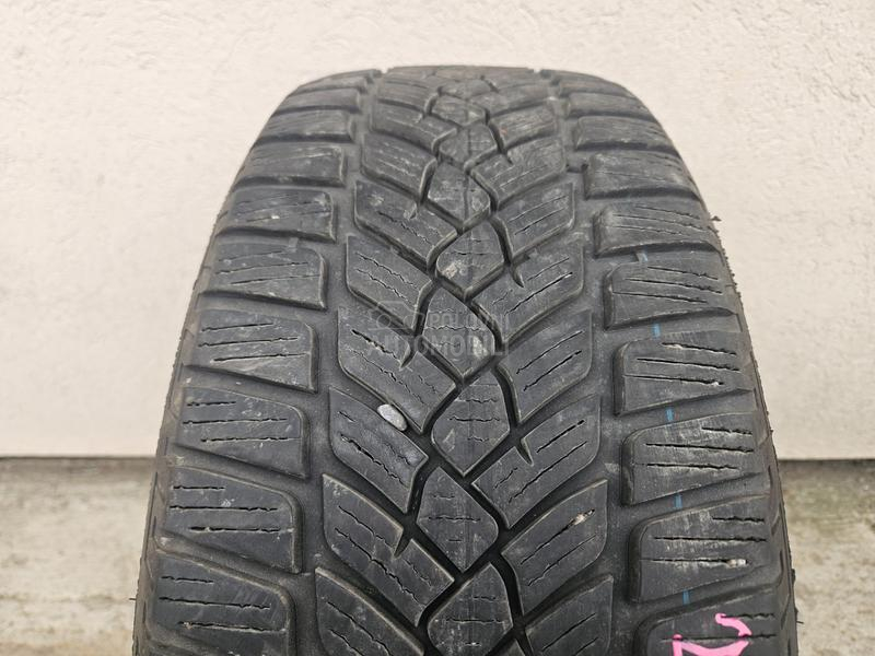 Fulda 215/55 R17 Zimska