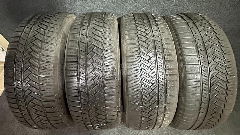 Continental 215/55 R17 Zimska