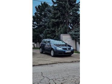 Volkswagen Golf 5 FSI