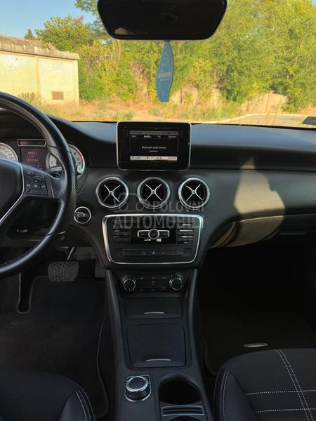 Mercedes Benz A 180 SPORT