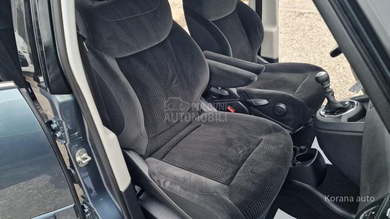 Citroen C4 Grand Picasso 2.0 HDI EXCLUSIVE