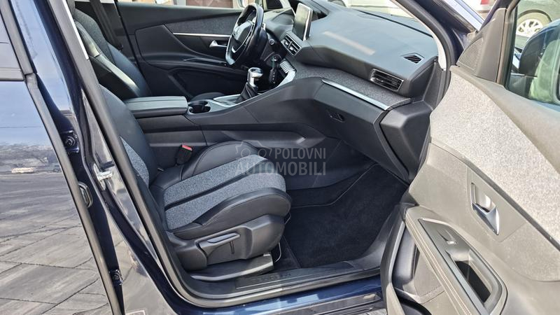Peugeot 5008 Allure