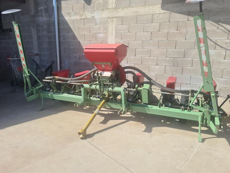 Nodet Pneumassem Šestoredna sejalica