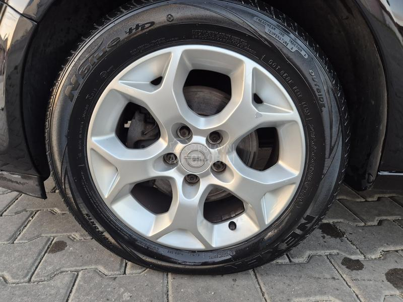 Opel Astra H 