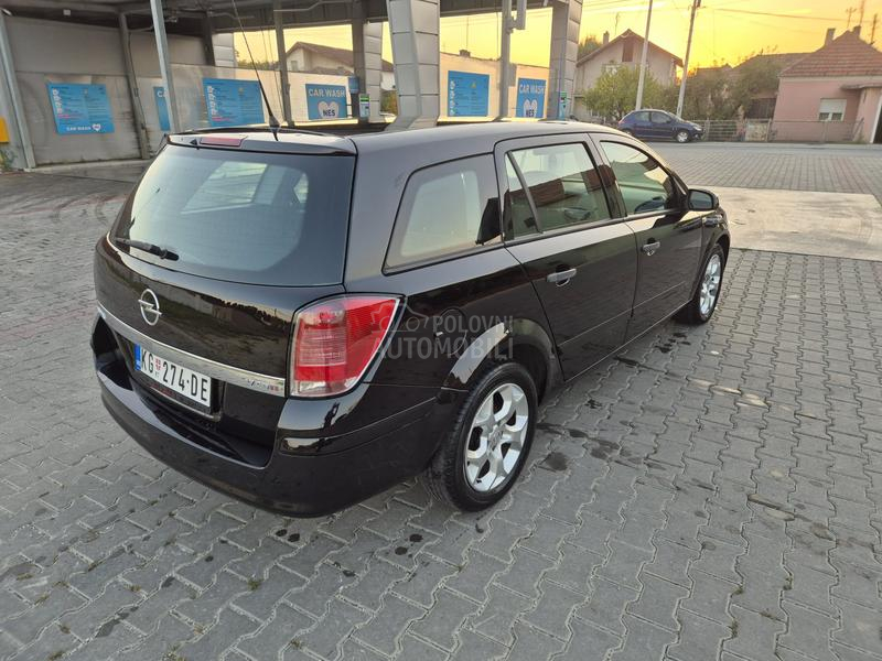 Opel Astra H 
