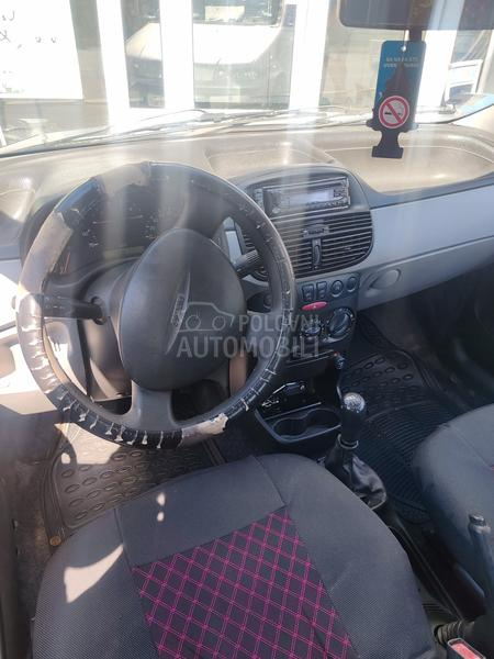 Fiat Punto 