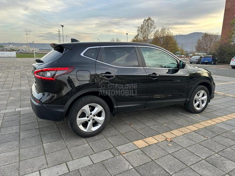 Nissan Qashqai 1.5 DCI