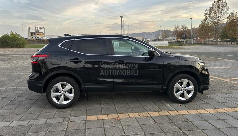 Nissan Qashqai 1.5 DCI
