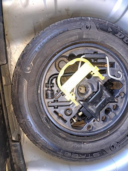 Renault Clio -  kompletan auto u delovima