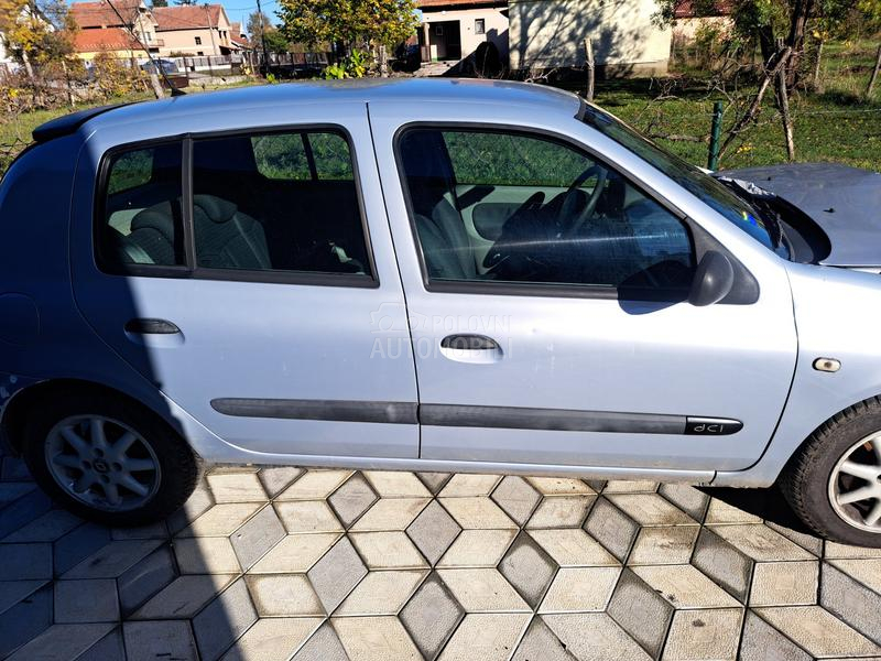 Renault Clio -  kompletan auto u delovima