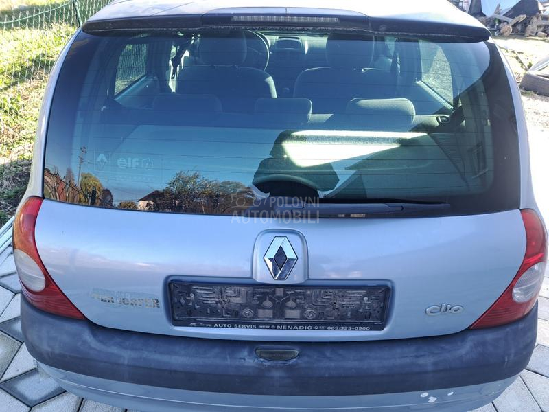 Renault Clio -  kompletan auto u delovima