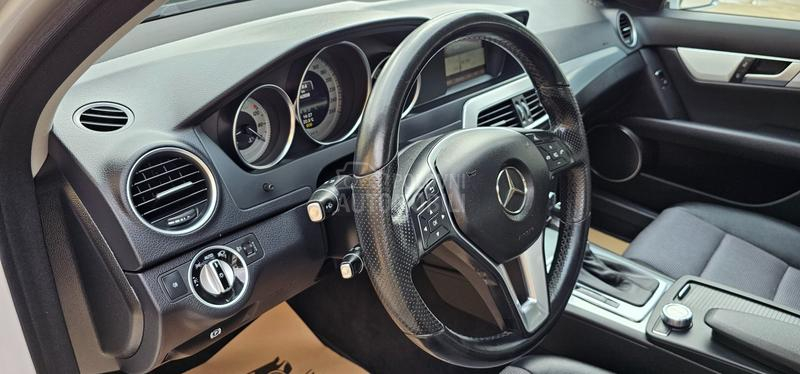 Mercedes Benz C 180 2.2CDI JEDIINSTVEN