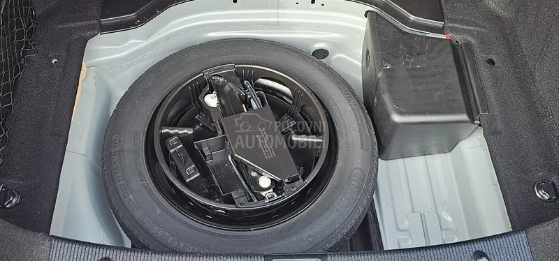 Mercedes Benz C 180 2.2CDI JEDIINSTVEN