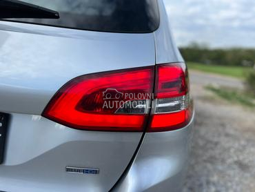 Stop svetlo desno unutrasnje za Peugeot 308 od 2014. do 2021. god.