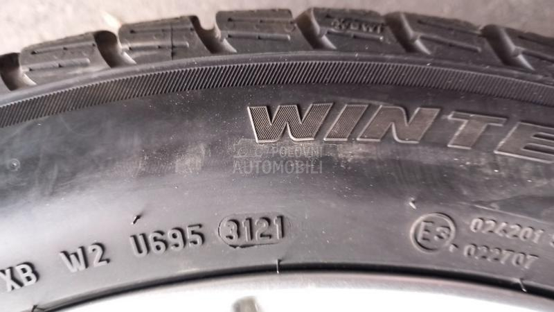 Pirelli 245/45 R19 Zimska