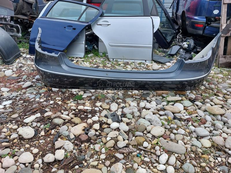 zadnji branik w212 karavan