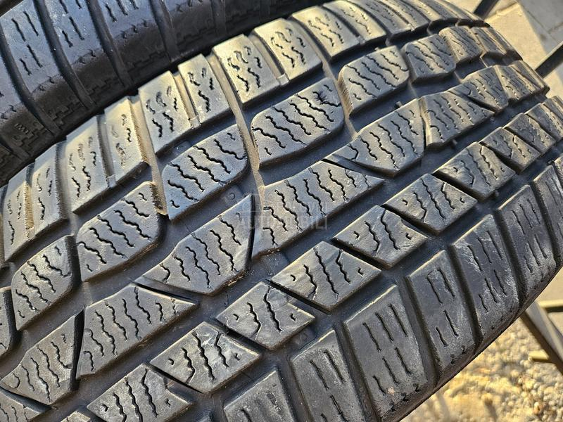 Continental 215/60 R17 Sve sezone