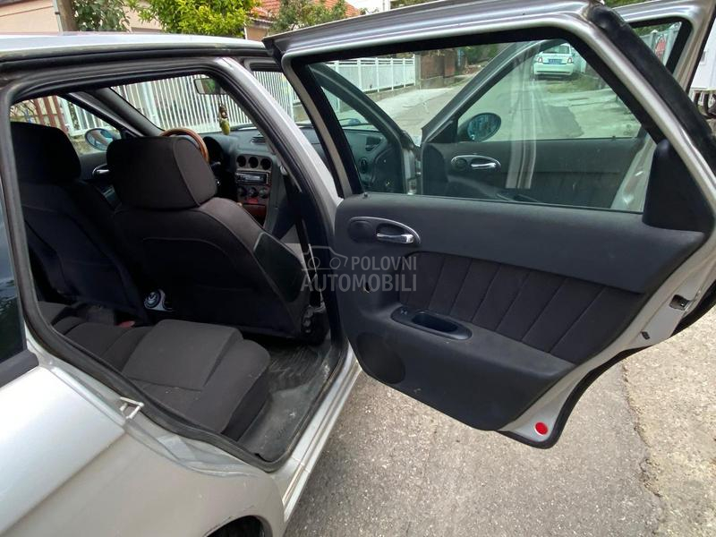 Alfa Romeo 156 1.9