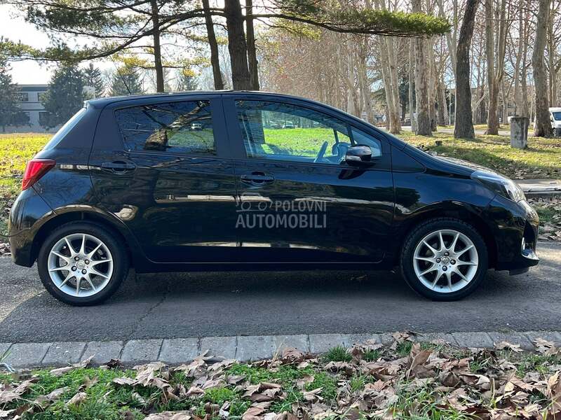 Toyota Yaris 1.33 TREND  CH
