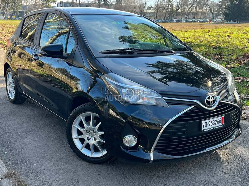 Toyota Yaris 1.33 TREND  CH