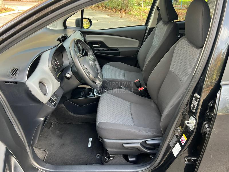 Toyota Yaris 1.33 TREND  CH