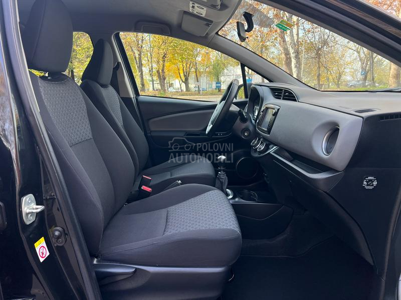 Toyota Yaris 1.33 TREND  CH