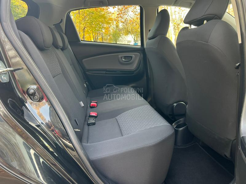 Toyota Yaris 1.33 TREND  CH