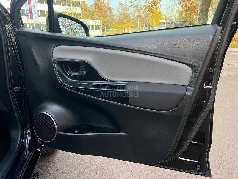 Toyota Yaris 1.33 TREND  CH