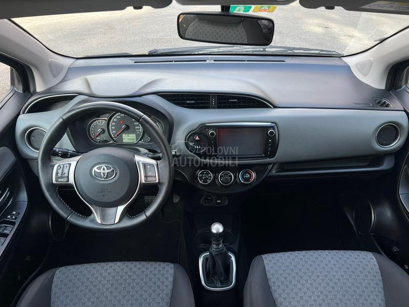 Toyota Yaris 1.33 TREND  CH