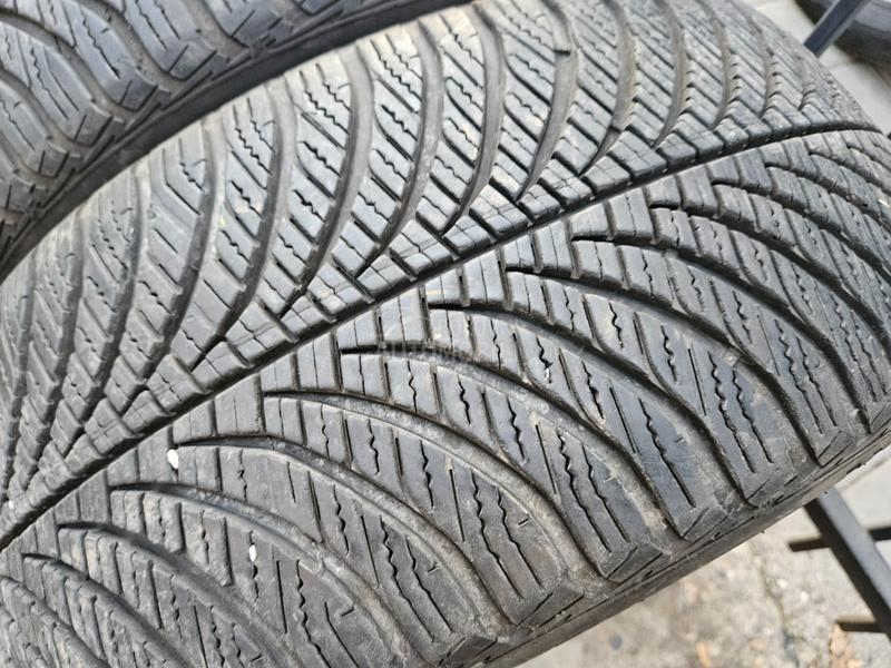 Goodyear 225/45 R18 Sve sezone